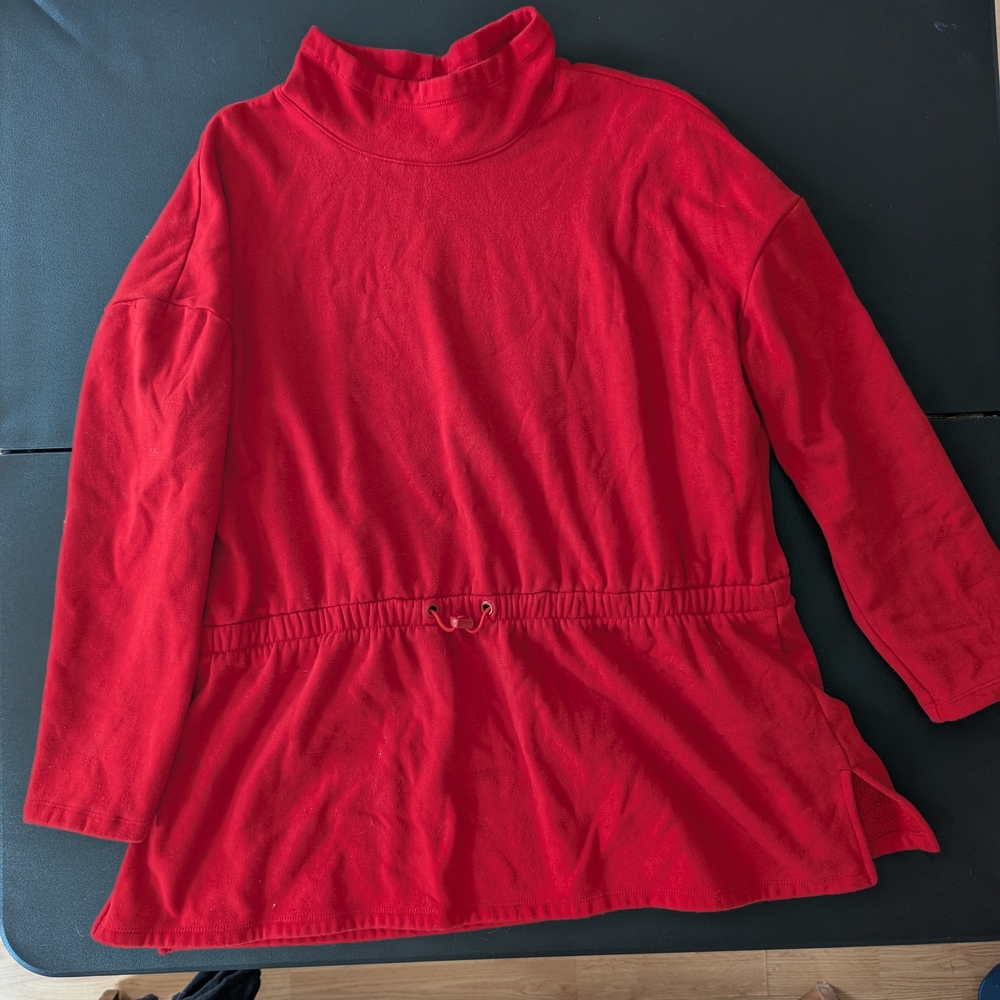 Liz Claiborne Red Long Sleeve Tee